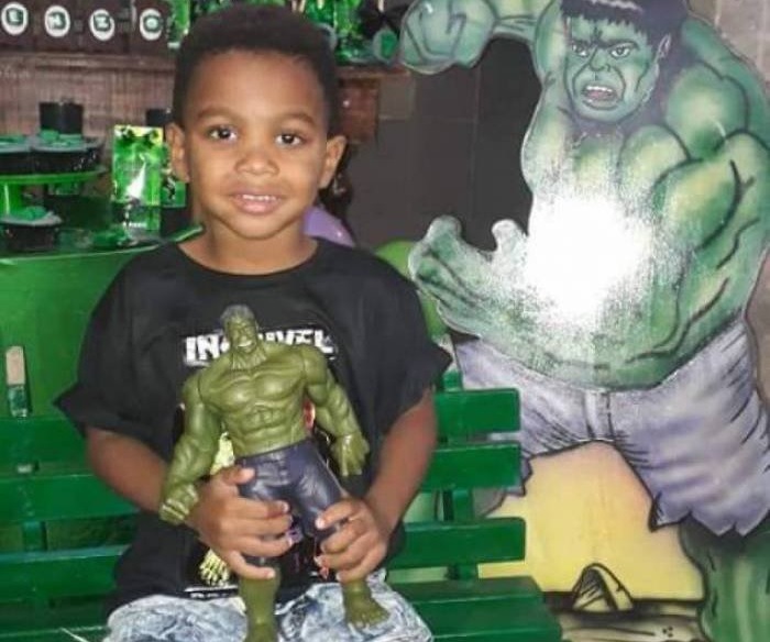 Enzo dos Santos, a 4-year-old boy, died on Sunday, June 6th, after being shot during his own birthday party.