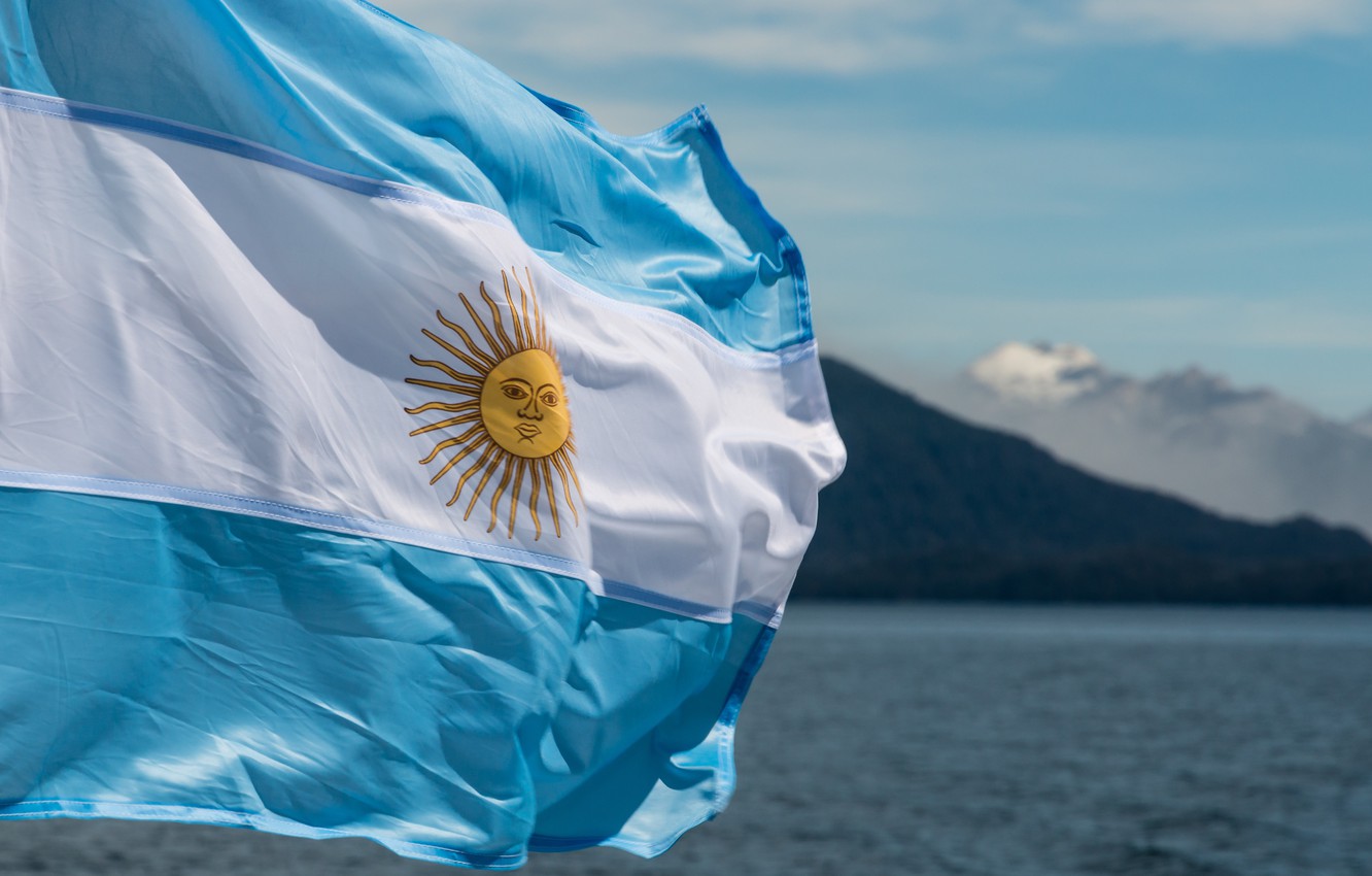 The extremely long negotiation between Argentina and its private creditors comes at a critical moment. On Monday, the three major bondholders jointly rejected the last and purportedly final offer from Alberto Fernández's government. And they presented an alternative proposal that, according to them, "represents important economic and legal concessions".