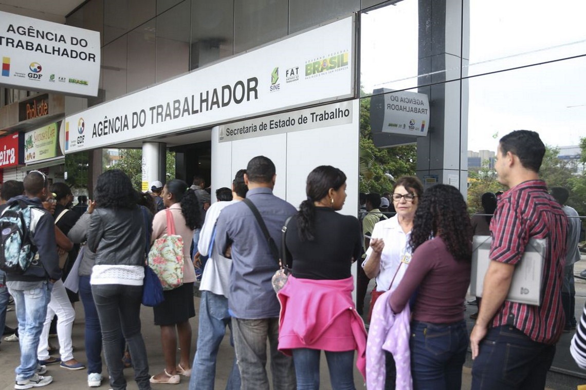 Brazil´s Minister of Economy Paulo Guedes said on Wednesday, November 25th, that the October's CAGED (General Registry of Employed and Unemployed) result should be positive again. The Ministry will disclose the data on Thursday, 26th.