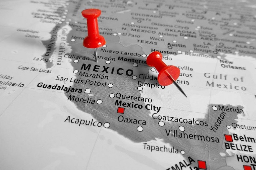 Following Earthquake, Water Recedes on Beaches As Mexico Fears Tsunami