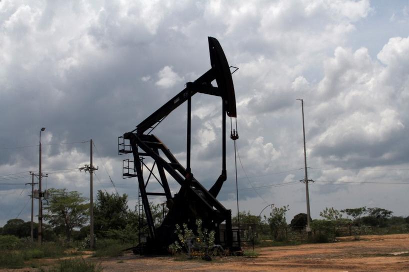 Huge oil deposits made the country rich.