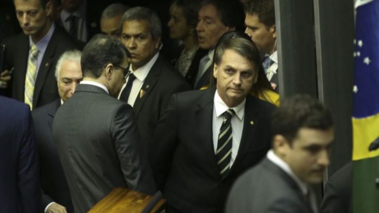 Centrão Wants Bolsonaro’s Support to Guarantee Funds and Defer Elections