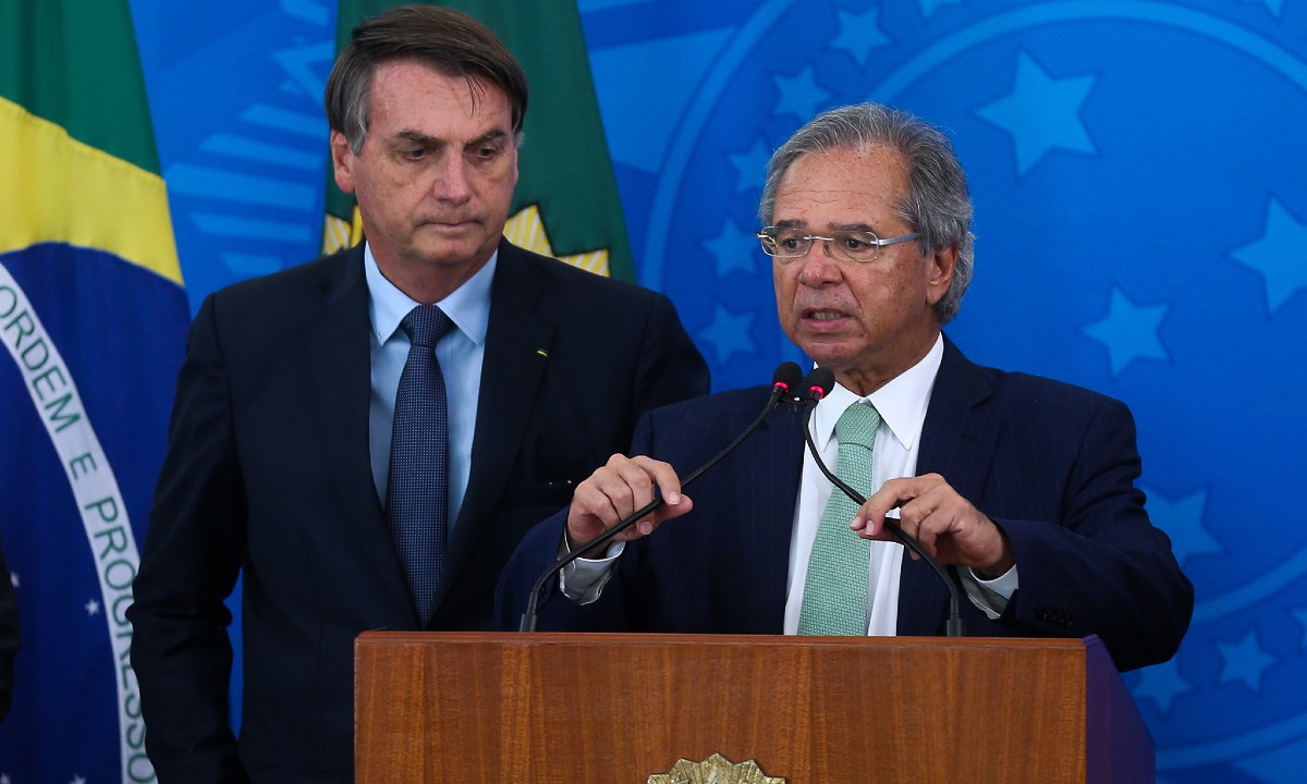 Brazilian President Jair Bolsonaro (left) and Brazilian Economy Minister Paulo Guedes (right).