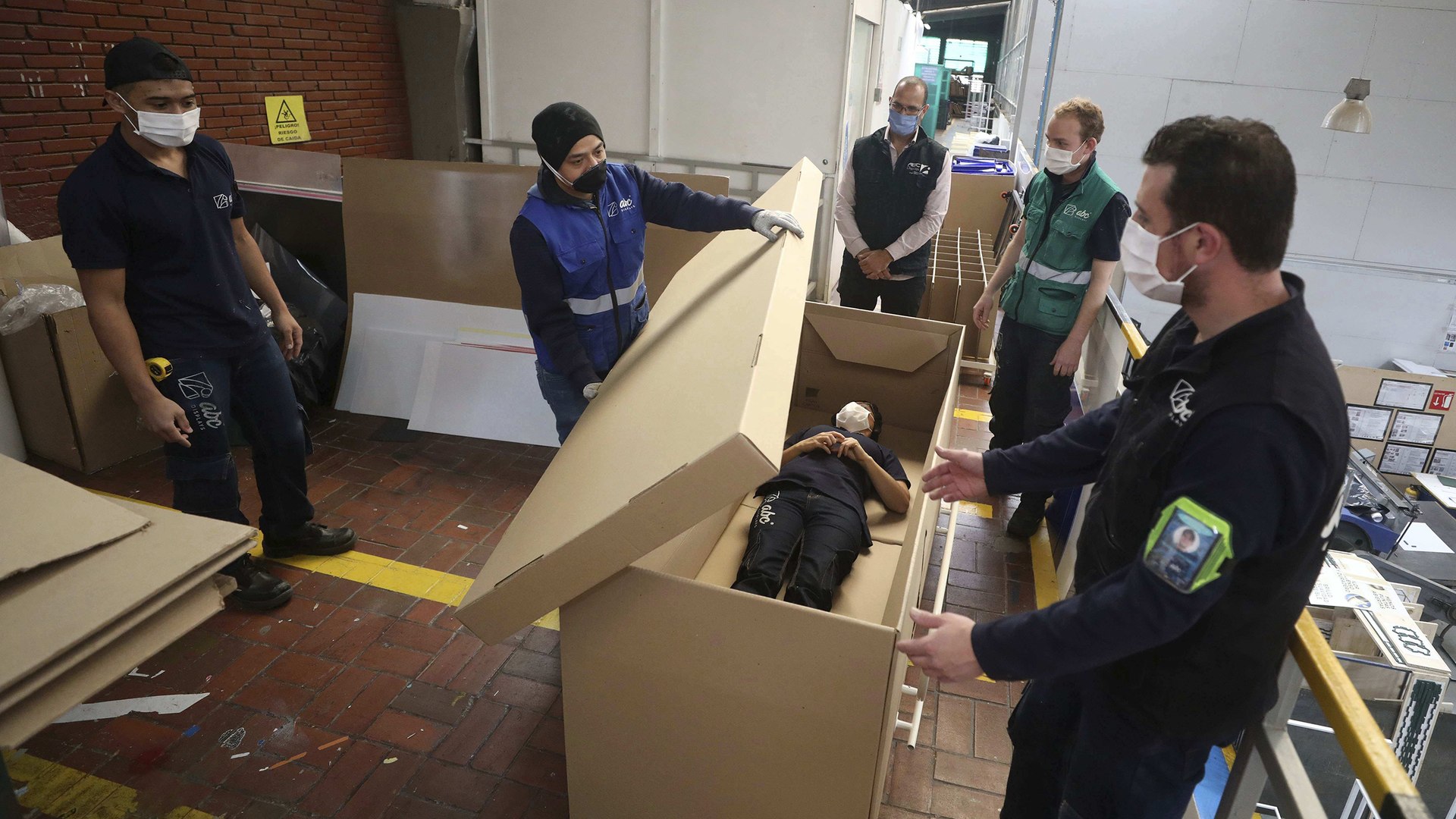 Cardboard caskets are up to three times cheaper than wooden ones, are mass-produced, and do not pollute.
