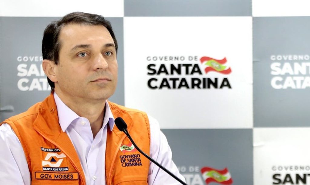 Santa Catarina State Governor, Carlos Moisés.
