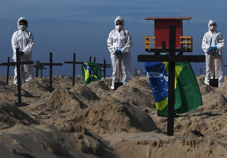 Brazil counts 1,371,229 patients recovered, while over 647,000 are still under follow-up.