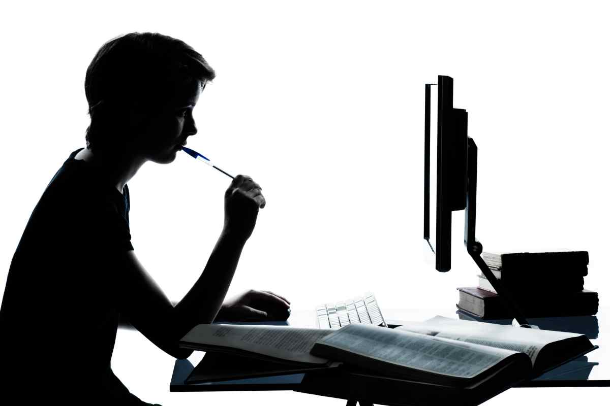 Throughout the country, students from public and private networks, from early childhood to higher education, are taking remote classes and activities to comply with the social distancing guidelines.
