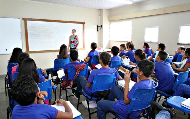 Manaus Is First State Capital to Restart In-person Classes in School System