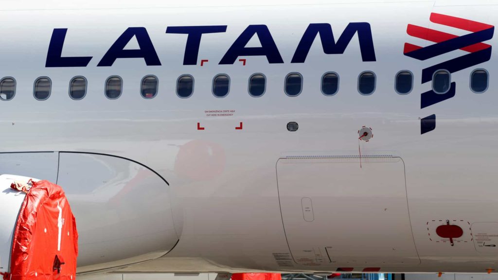 International passenger traffic accounted for approximately 30 percent of the month's total traffic, added the airline company.