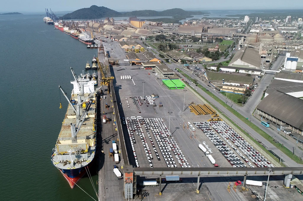 The port of Paranaguá in Paraná State. The shipment of foodstuffs increased 23 percent between January and April compared to the same period last year.