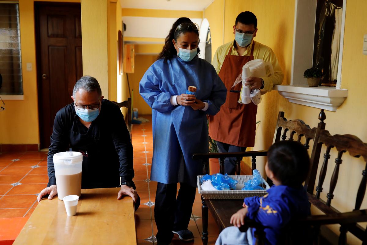 Many children's shelters in Guatemala are currently faced with full beds and deported minors arriving every week. Guatemalan authorities report an increase in deportations of children and youths from the USA in recent months. The accommodation facilities in the Central American country are close to their capacity limits.