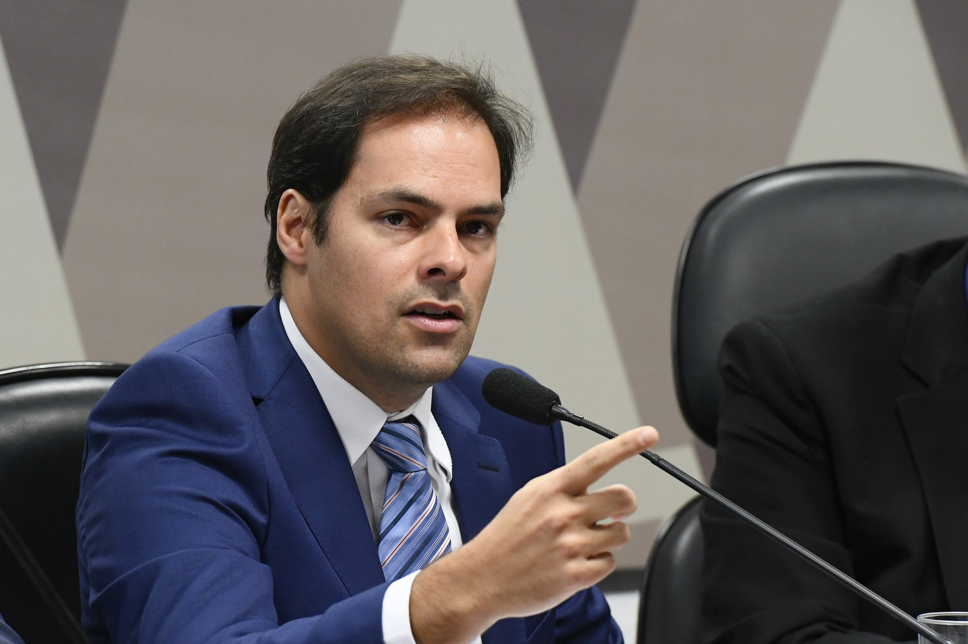 Brazil,Frustrated with the resistance to approve an administrative reform, Paulo Uebel resigned from his federal post this week.