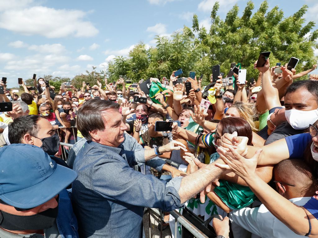 After a 16-month hiatus, the approval of President Jair Bolsonaro has again exceeded disapproval. This is shown in a new round of an XP/IPESPE survey, conducted between September 8th and 11th.