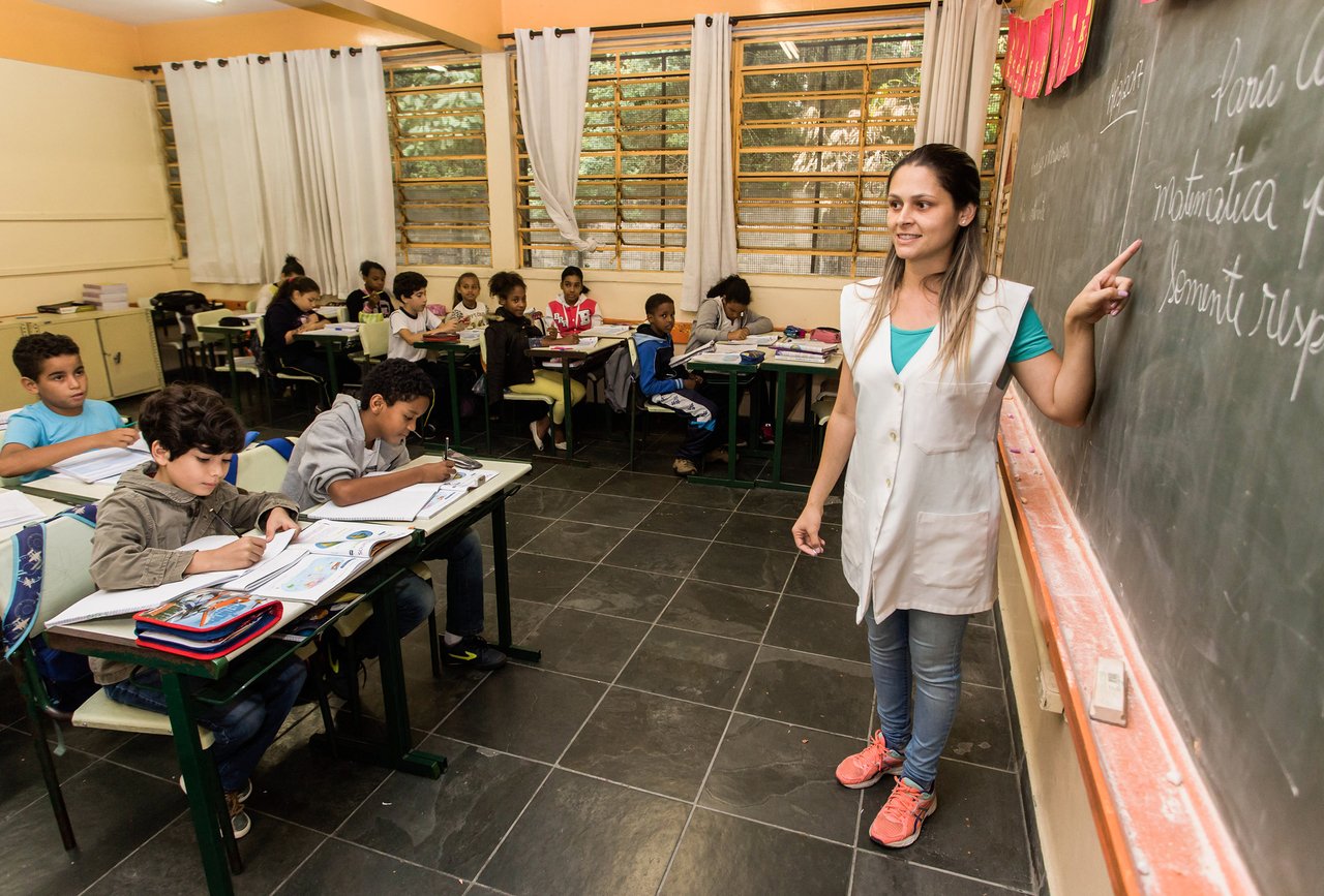 The state of São Paulo currently has some 7.7 million students in the public school system, from kindergarten to high school.