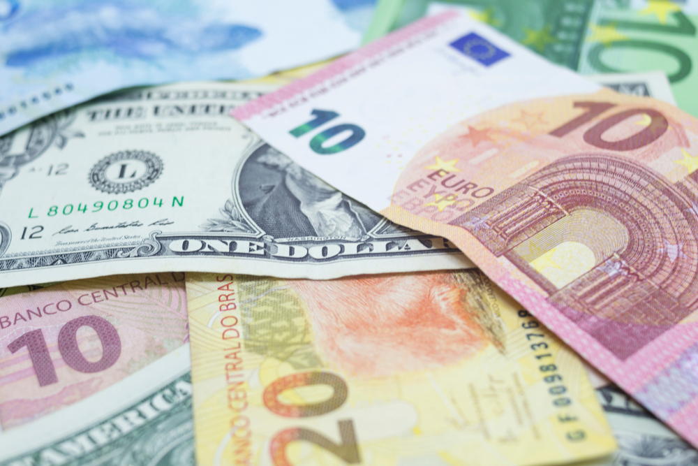 Since 2015, the foreign share of public debt securities has dropped from 20.8 to 9 percent. The shift was intensified by Covid-19 and creates greater challenges for the Treasury, as this investor typically seeks longer-term securities.