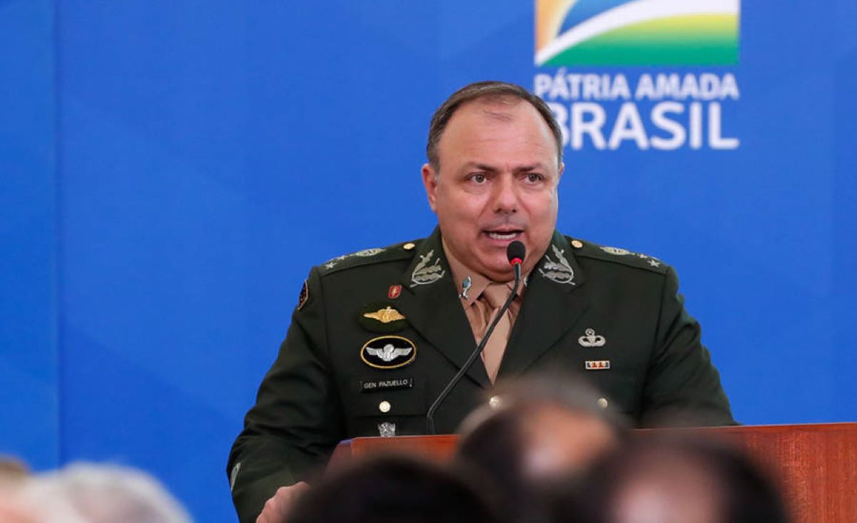 After four months in charge of the Ministry of Health on an interim basis, General Eduardo Pazuello was made permanent in the portfolio by President Jair Bolsonaro.