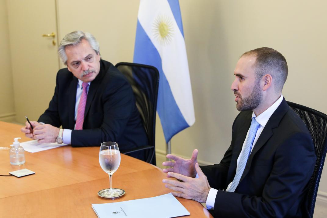 Argentine President Alberto Fernández (left) and Argentine Economy Minister Martín Guzman (right).