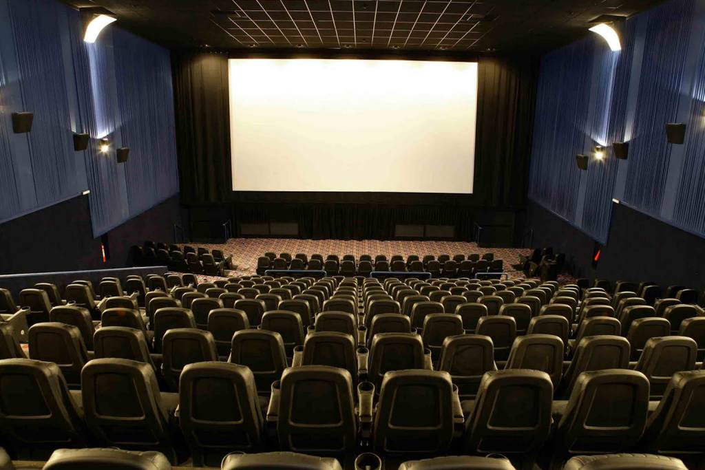 At the time, movie exhibitors were also advised that the date of October 1st has been confirmed for the release of food and beverage consumption inside movie theaters.