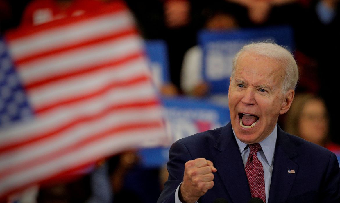 Juan González, Joe Biden's campaign advisor and the former vice-president's advisor for Latin America during his years at the White House, warned on social media that relations between Brazil and the United States would deteriorate should the democrat win the November 3rd presidential election.