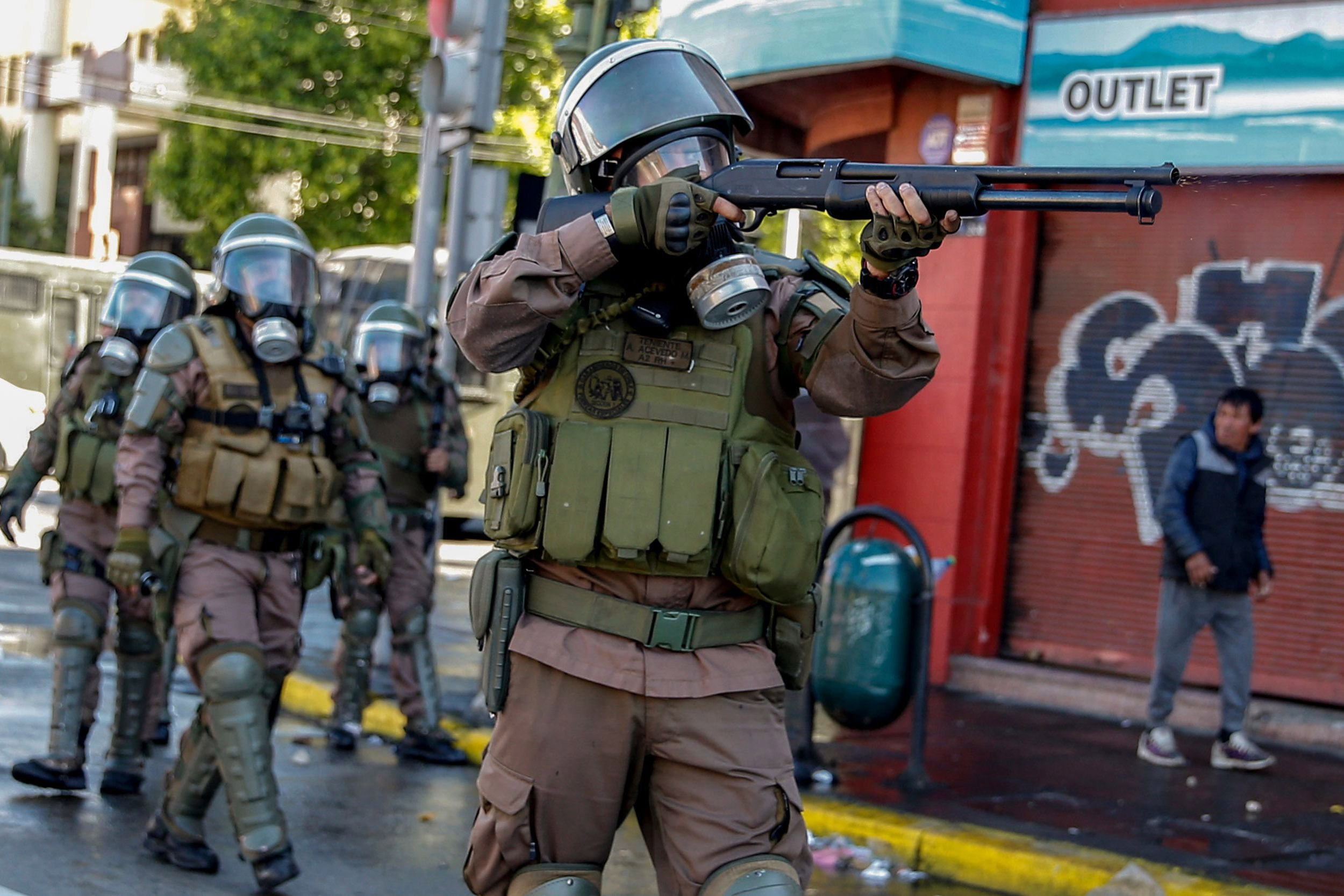 Image: CHILE-TRANSPORT-METRO-PROTEST