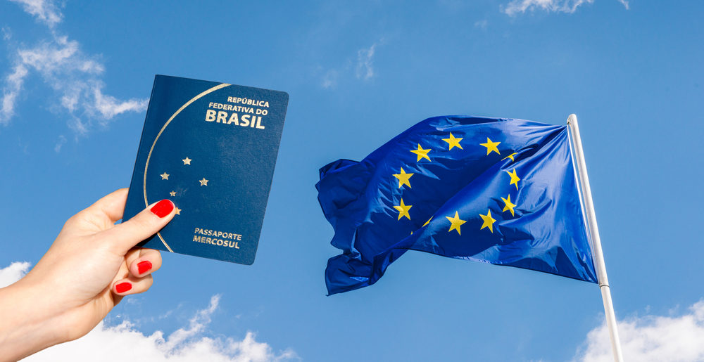 ETIAS, a new travel authorization for the Schengen Area, will be introduced in 2022. Find out more about the essential visa waiver and how to apply online.