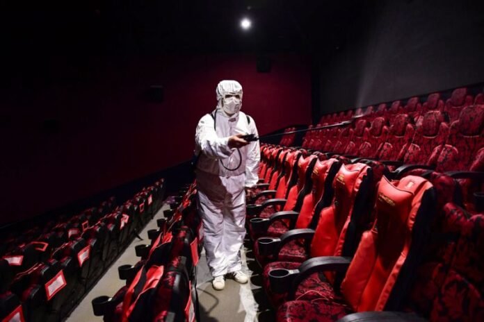 São Paulo has changed phases. Amid a pandemic that has already claimed over 13,000 lives and infected at least 340,000 people in the city with Covid-19, the largest city in Brazil transitioned on Friday from the Yellow to the Green Phase