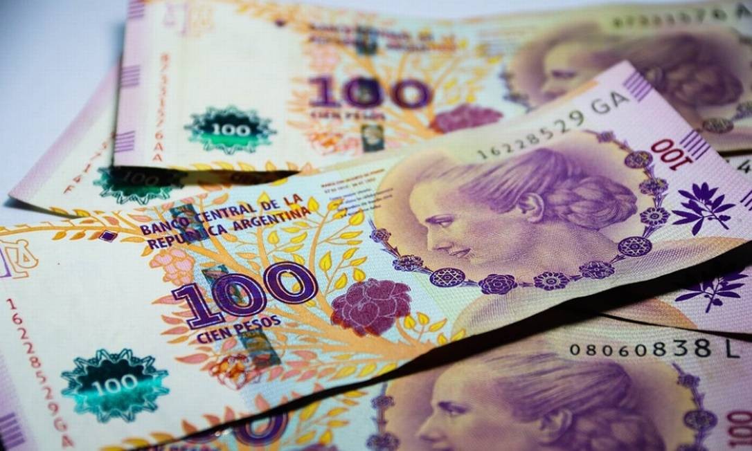 Overall the so called “regulated prices” (controlled) showed a slight acceleration from 1 percent to 1.9 percent, on the back of fuel price increases and cigarettes.