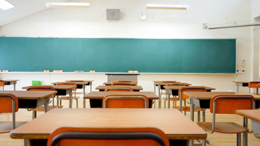 With the most current data, the study found that 18 states and the Federal District had tax losses that are mostly linked to education.