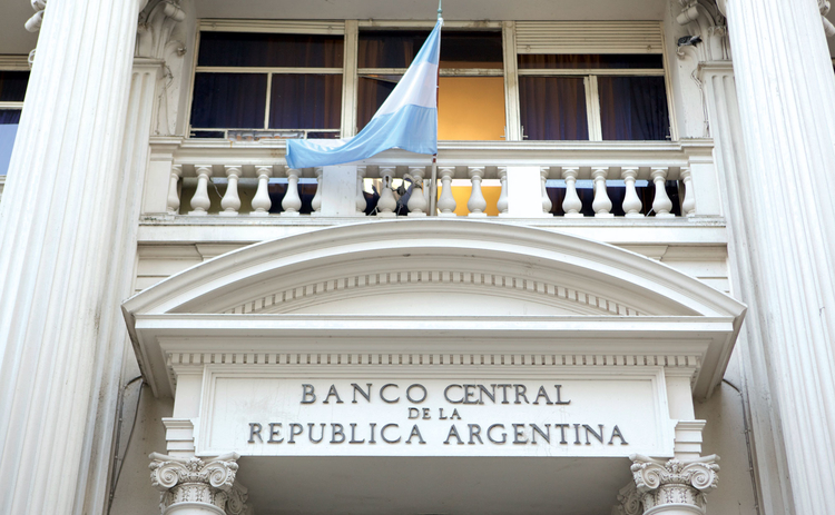 Nearing Zero: Argentine FX Reserves Drain Puts Central Bank in Corner