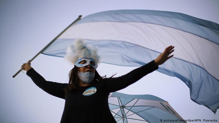 Argentina Officially Announces End of Quarantine Begun Eight Months Ago