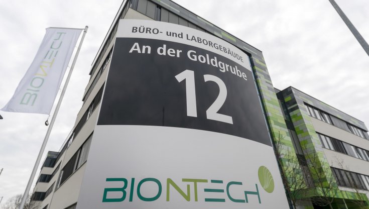 The German BionTech is the brain behind the ´Pfizer´vaccine which is actuall the ´BionTech´Vaccine. The American giant only produces the vaccine but did not come up with the technology behind it. 
