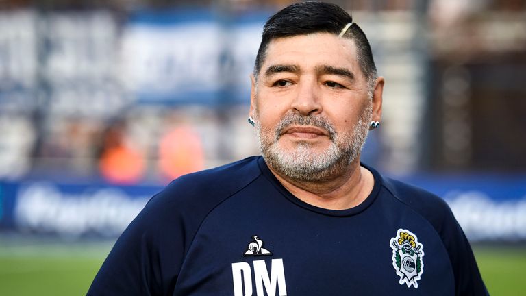 Maradona ‘Joking’ with Visitors, Recovering Well from Brain Surgery