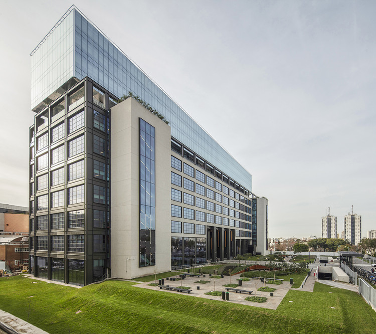 Mercado Libre headquarter in Buenos Aires, Argentina. (Photo internet reproduction)