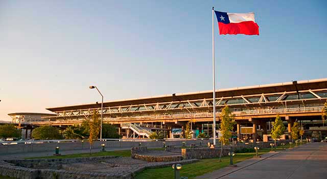 Chile Opens Border, Airport After 8-Month Close
