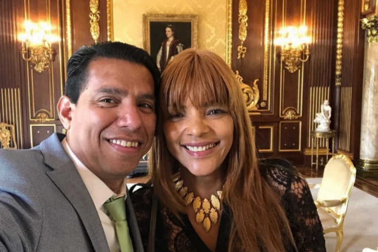 Pastor Anderson do Carmo (left) and Federal Deputy Flordelis dos Santos (right).