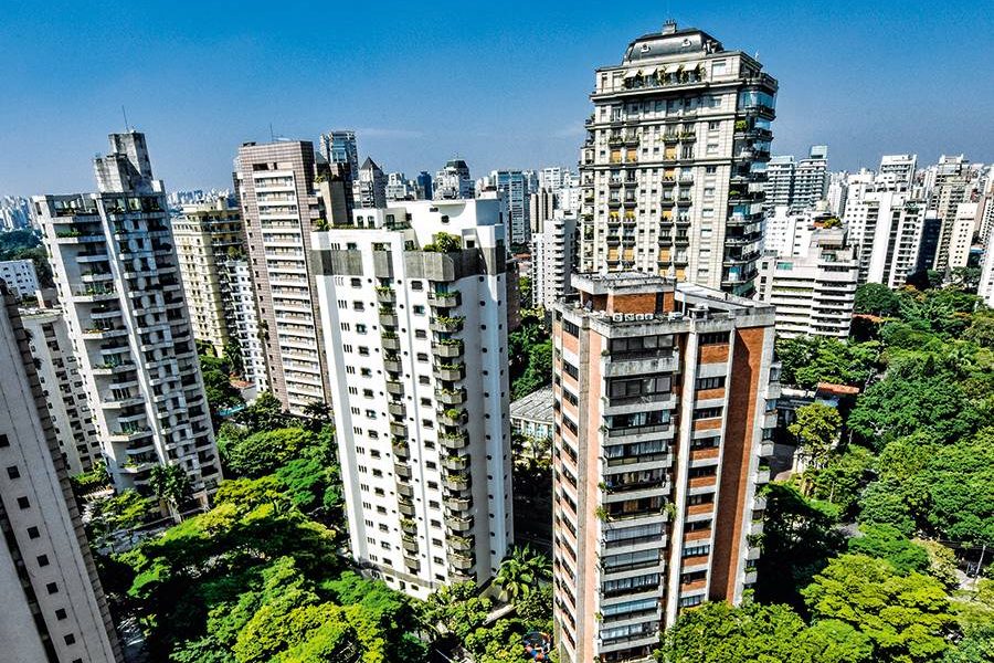 In São Paulo and Rio de Janeiro, the average residential sales prices closed the period with cumulative highs of 3.07 and 1.02 percent, respectively.