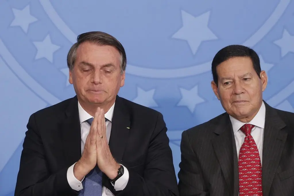 Bolso-Mourao