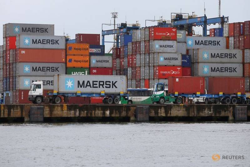 Federal prosecutors in Brazil filed a civil lawsuit against Danish shipping company Maersk and former executives representing the firm for alleged corruption involving shipping contracts with state-run oil firm Petrobras, they said on Friday, December 11th.