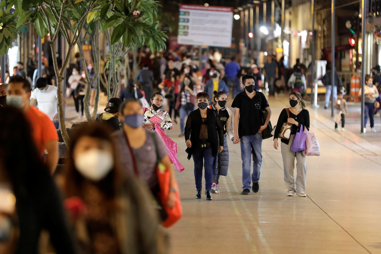 Mexico City's government on Saturday, December 12th, said shops in the center of the capital and other busy areas would temporarily have to close at 5 p.m. to reduce the risk of COVID-19 infection as authorities battle a surge in cases.