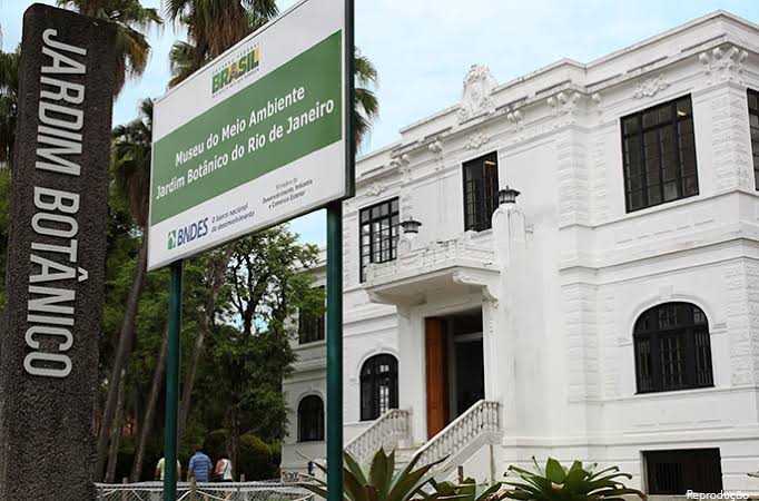 From Museum to Hotel: Ricardo Salles’ Plans for Rio’s Botanical Garden