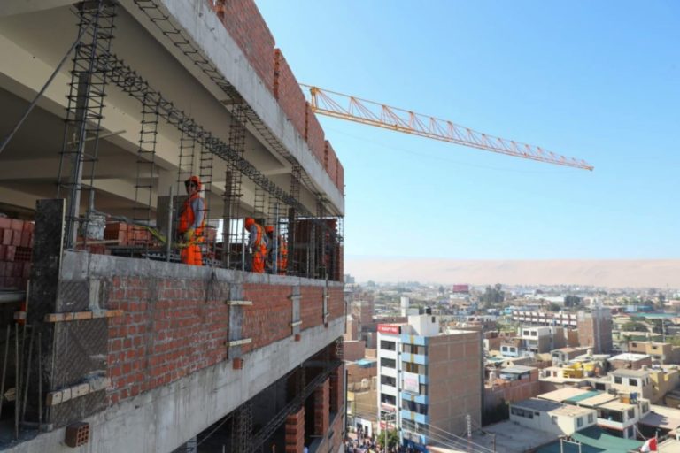 Peru’s Construction Sector Grew in Double Digits in November 2020