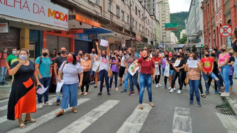 After Búzios and Manaus, Protesters in Juiz de Fora Call for Trade to Reopen