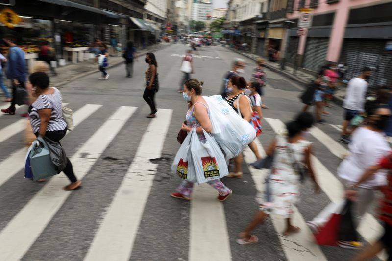 Outbreak of the coronavirus disease (COVID-19) in Rio de Janeiro