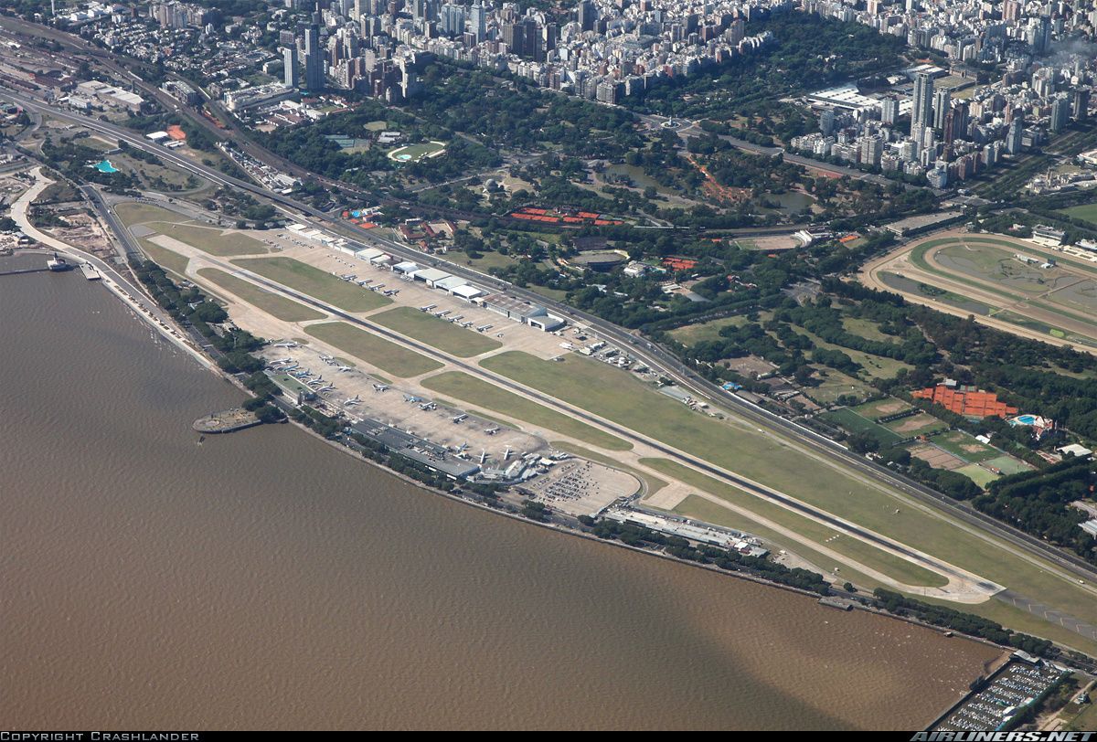 City airport Aeroparque, Buenos Aires. (Photo internet reproduction)