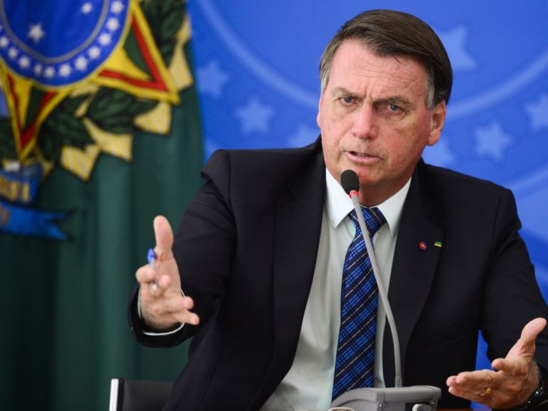 Bolsonaro says pandemic emergency aid should return in March, for 4-month period