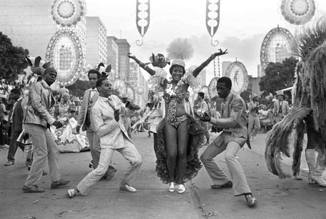 Carnival in Rio in the 50ies. (Photo internet reproduction)