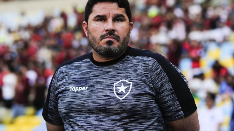 Rio de Janeiro´s Botafogo Soccer Club Sack Manager Barroca After Relegation