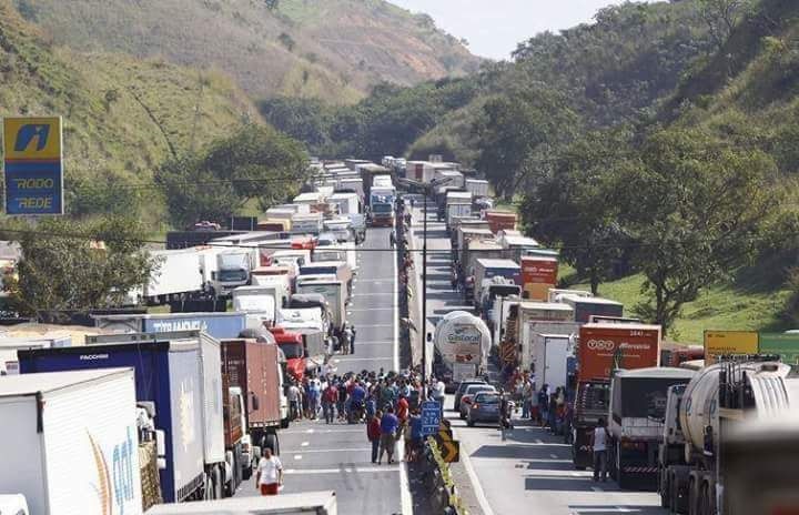 Despite Bolsonaro’s Appeal, Truckers Maintain Strike