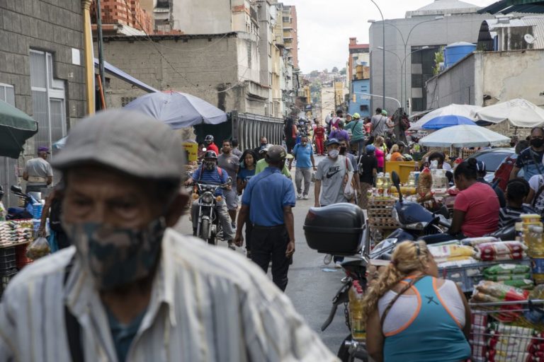Venezuelan government and opposition begin talks on vaccine financing