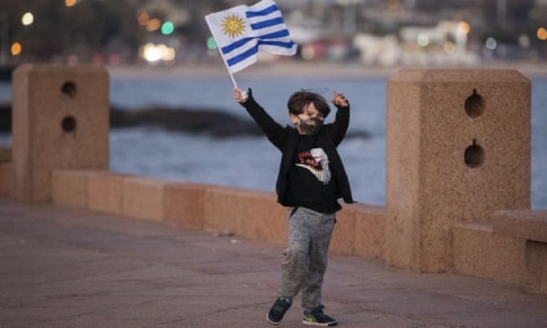 Uruguay announces new Covid-19 restrictions: schools and public offices to be closed